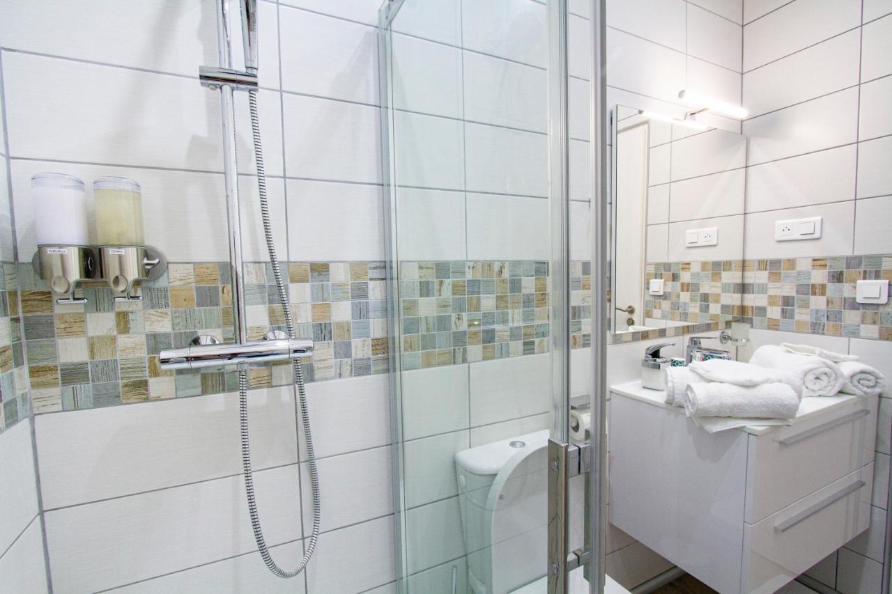 Soleil D'Ete - Netflix & Wifi - Balcon - Climatisation - Parking Gratuit - Check-In 24H24 - Emplacement Velos - Goodmarning Chalons en Champagne Ngoại thất bức ảnh