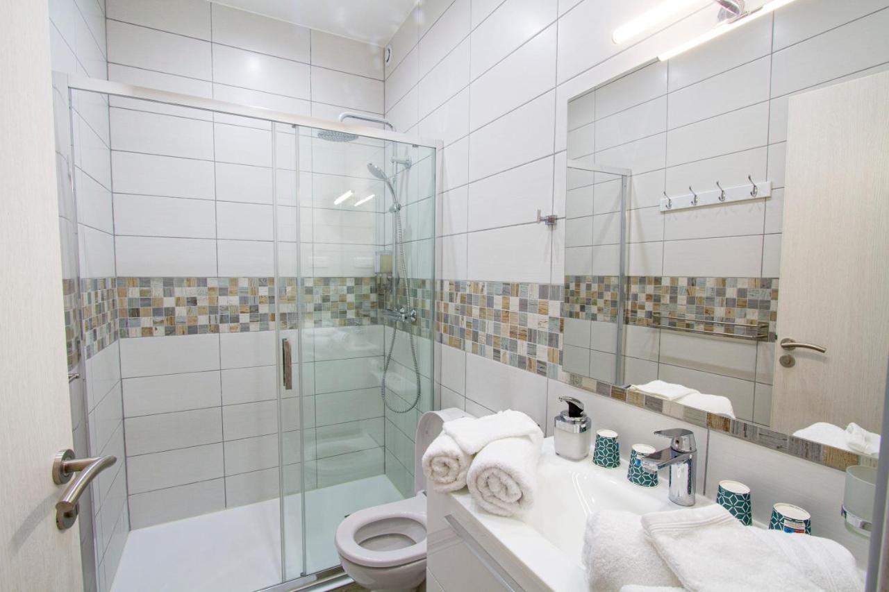 Soleil D'Ete - Netflix & Wifi - Balcon - Climatisation - Parking Gratuit - Check-In 24H24 - Emplacement Velos - Goodmarning Chalons en Champagne Ngoại thất bức ảnh